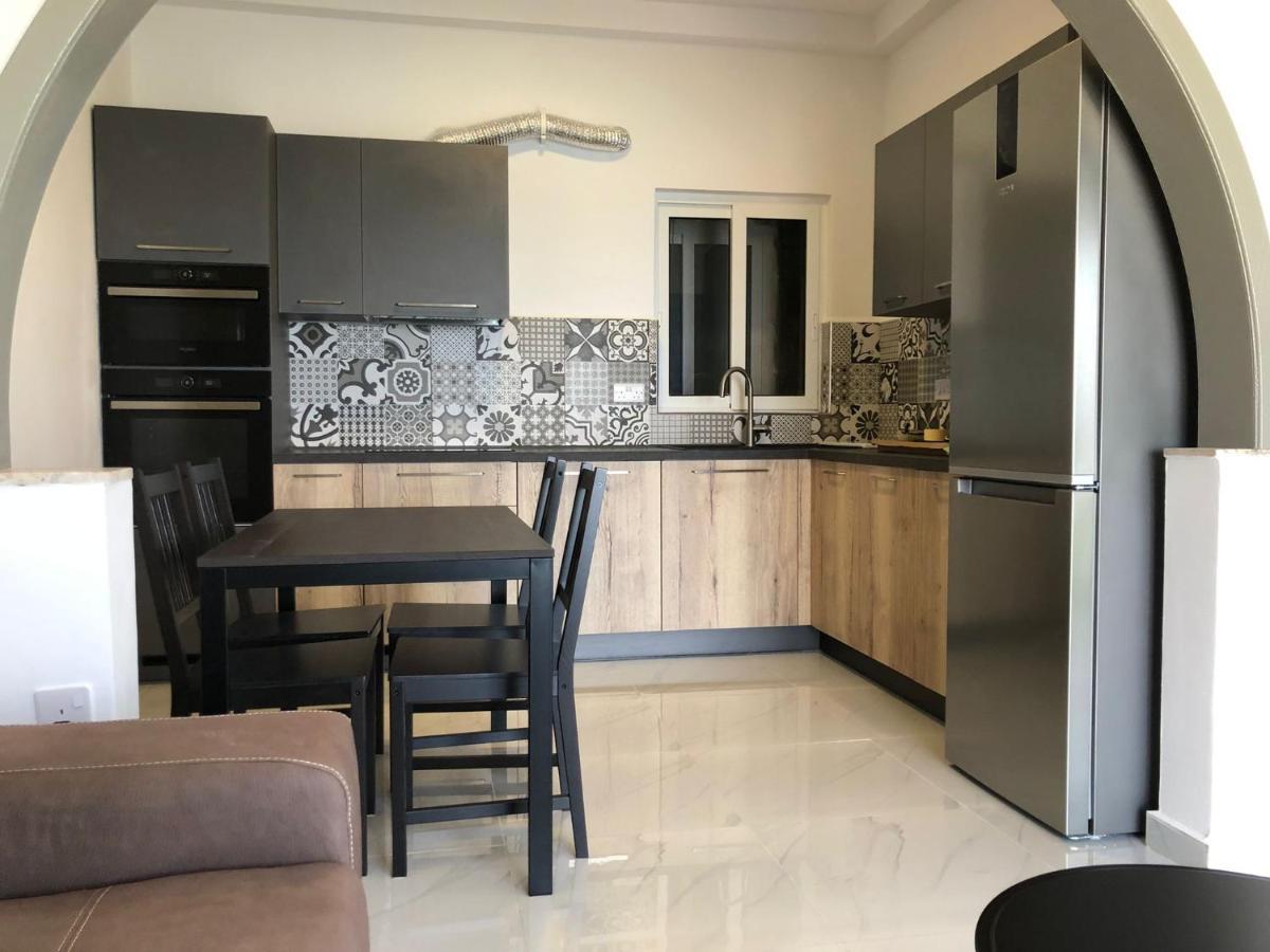 Beautiful Sliema Seaview Apt ภายนอก รูปภาพ