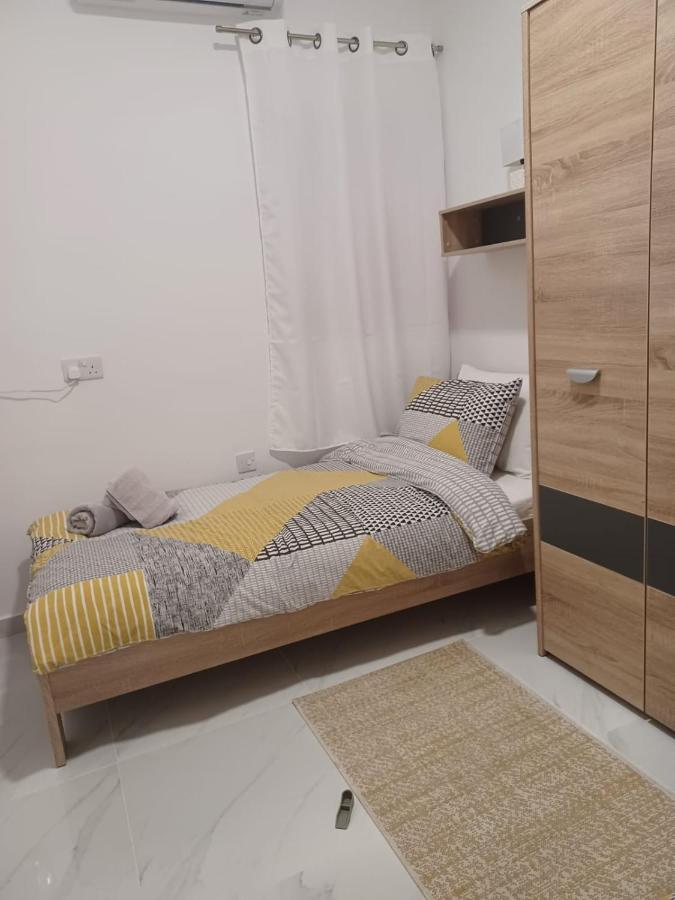 Beautiful Sliema Seaview Apt ภายนอก รูปภาพ